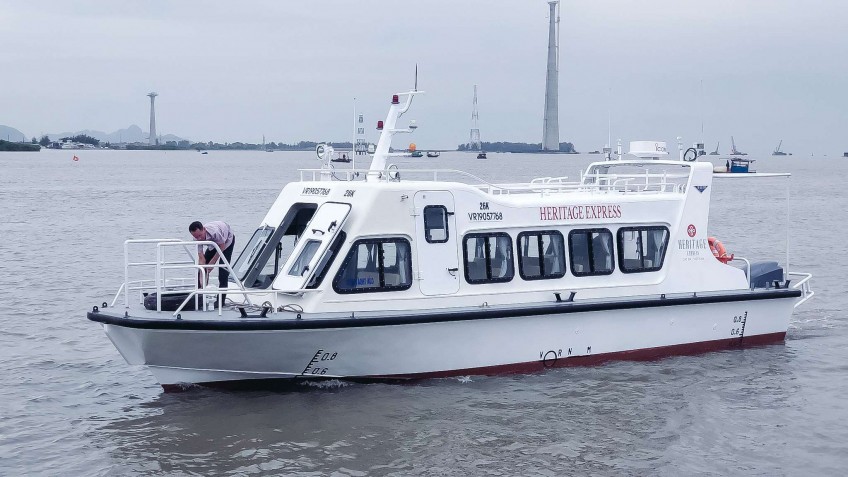 Heritage Cruise Binh Chuan: Heritage Express