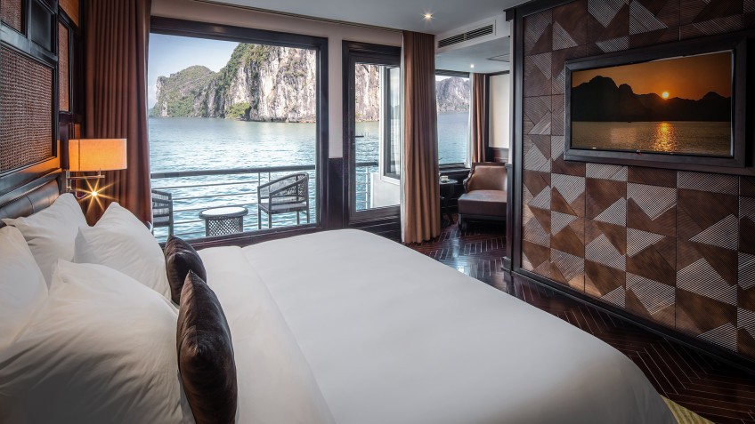 Ambassador Cruise: Premium Suite