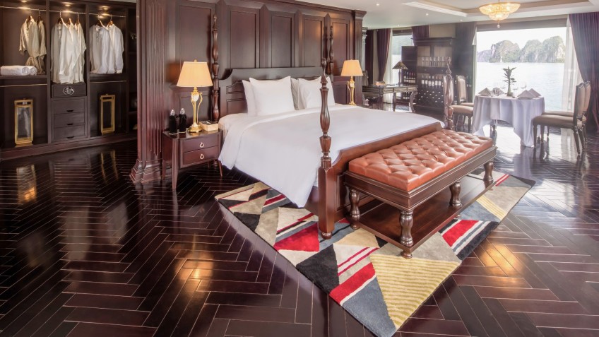 Ambassador Cruise: Presidental Suite