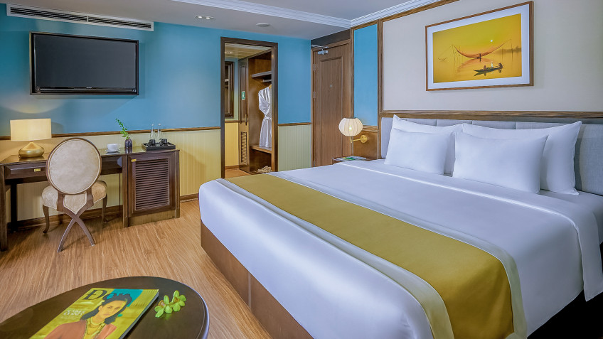 Capella Cruise: Harmony Suite