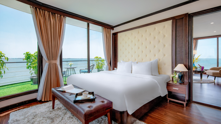 Mon Cheri Cruise: Refreshing Atmosphere President Suite